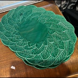 Jardin Shafford 1980’s Cottage Green Ivy Platter.